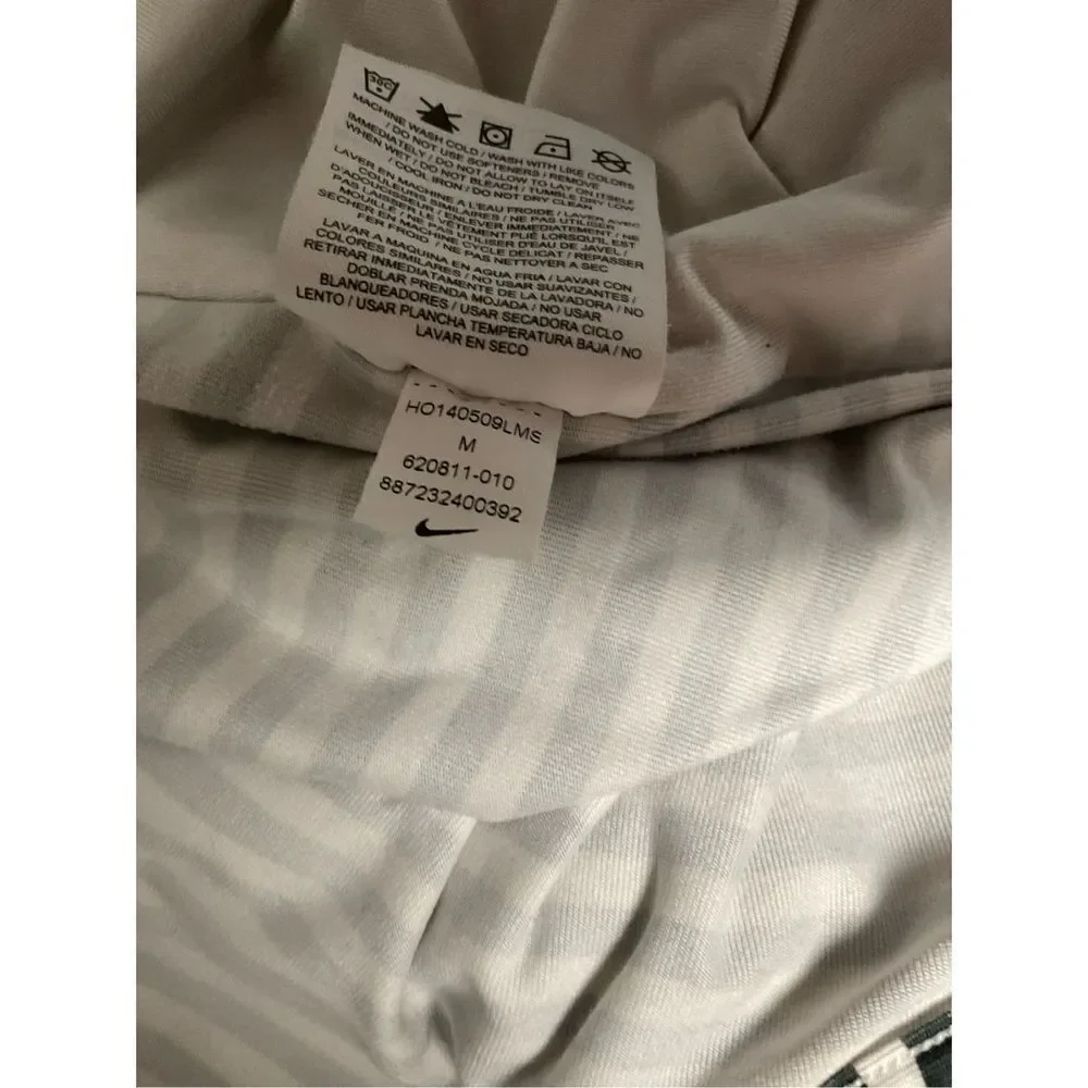 Nike Dri-Fit Athletic Top Women’s Size M